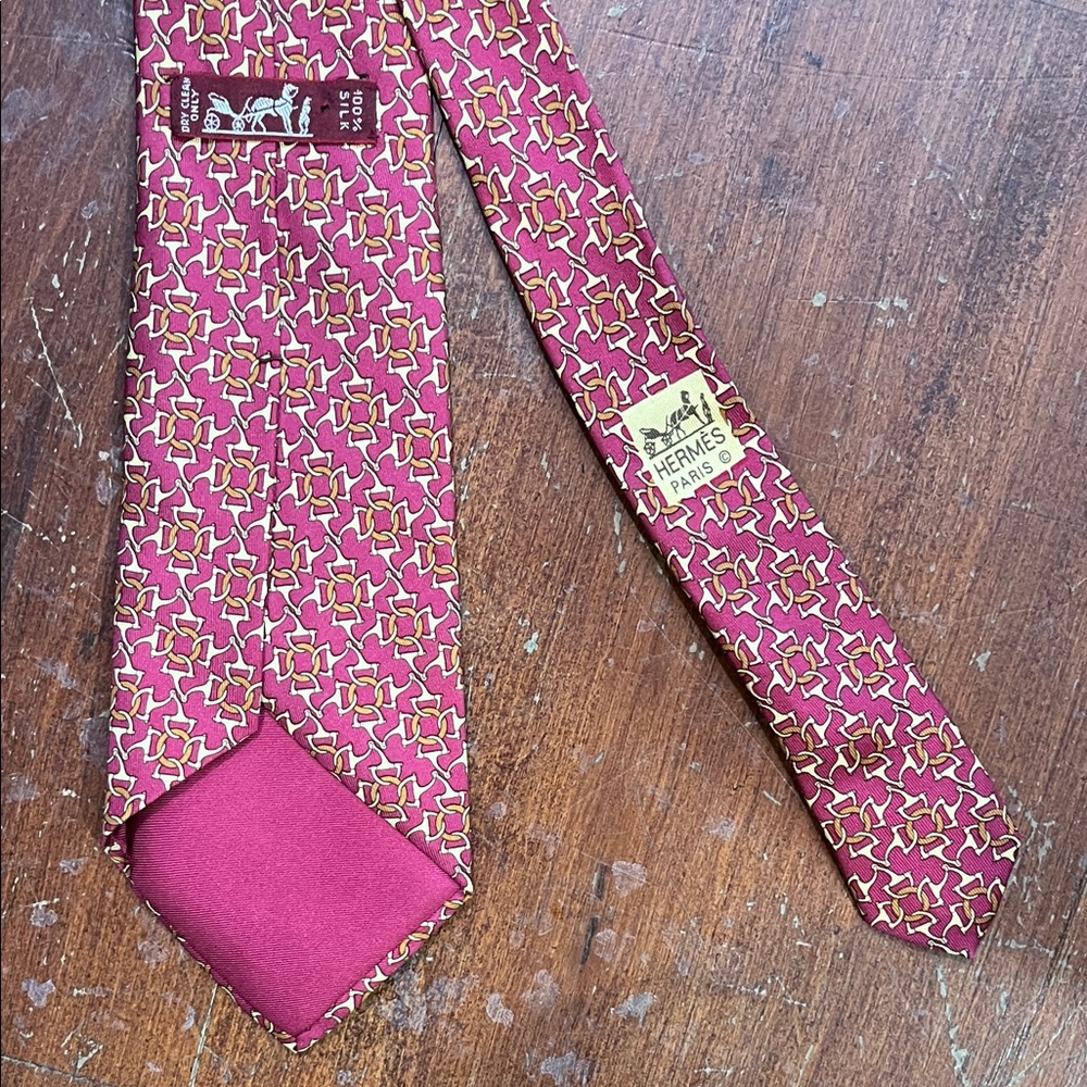 Hermes Red and Gold Patterned Tie - Picture 7 of 9